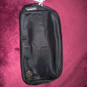 Lululemon Everywhere Belt Bag
